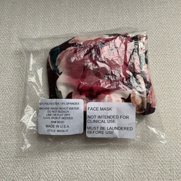 Free with bundle- Burgundy floral face mask - Picture 3 of 3